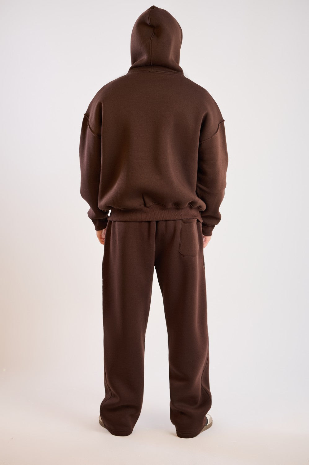MIDNUGHT RUNNER SUIT-BROWN