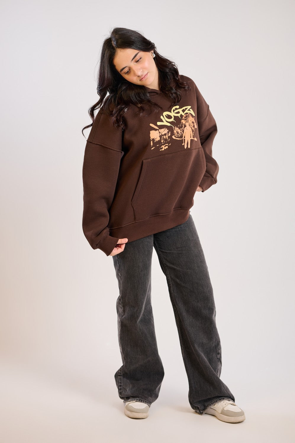 MIDNUGHT RUNNER HOODIE-BROWN