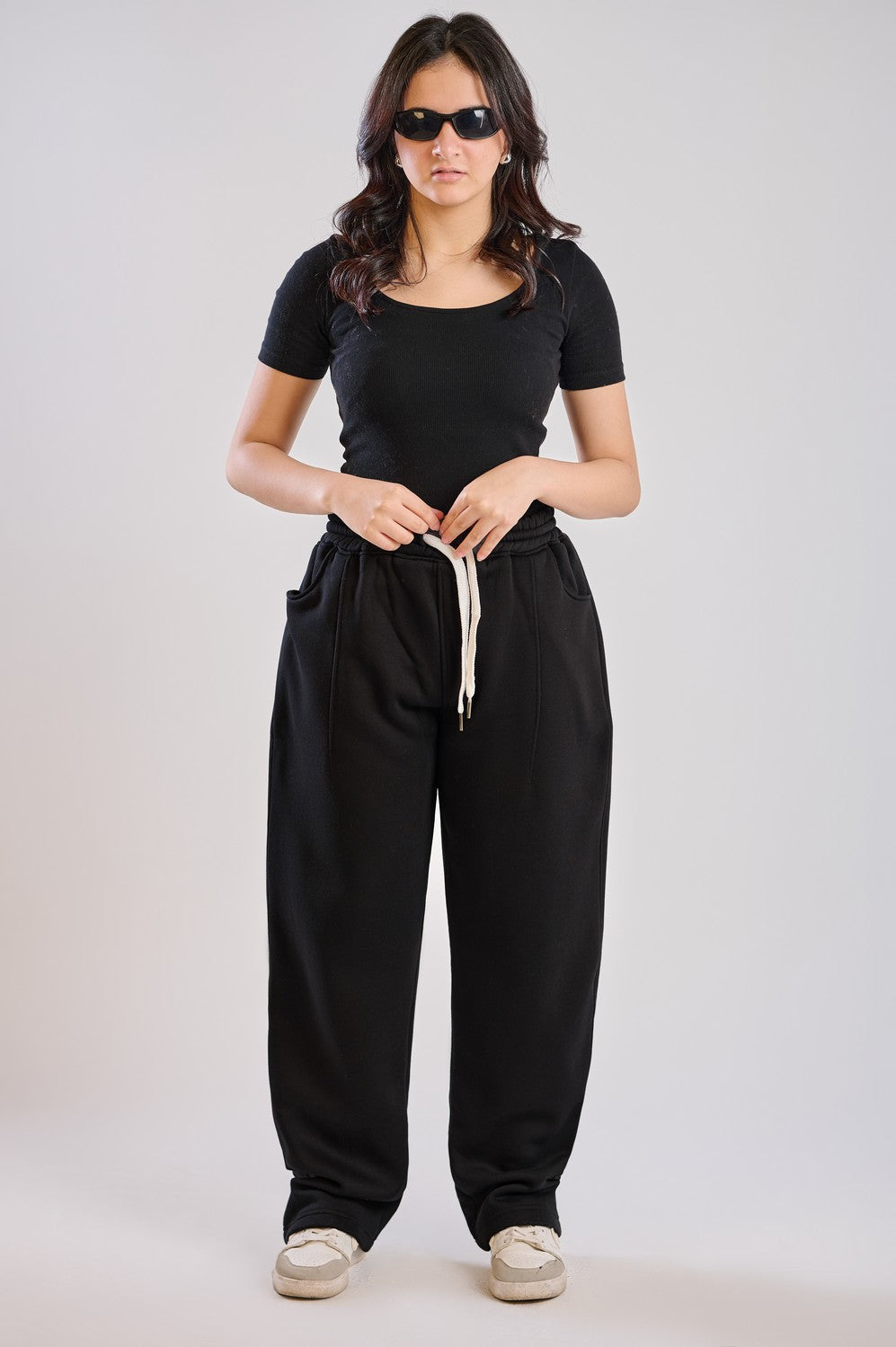BASIC SWEATPANT-BLACK